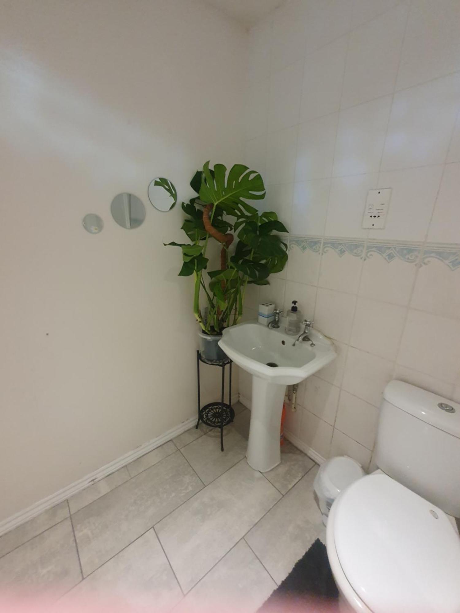 Double Size And Single Room In Barking Barking  Buitenkant foto